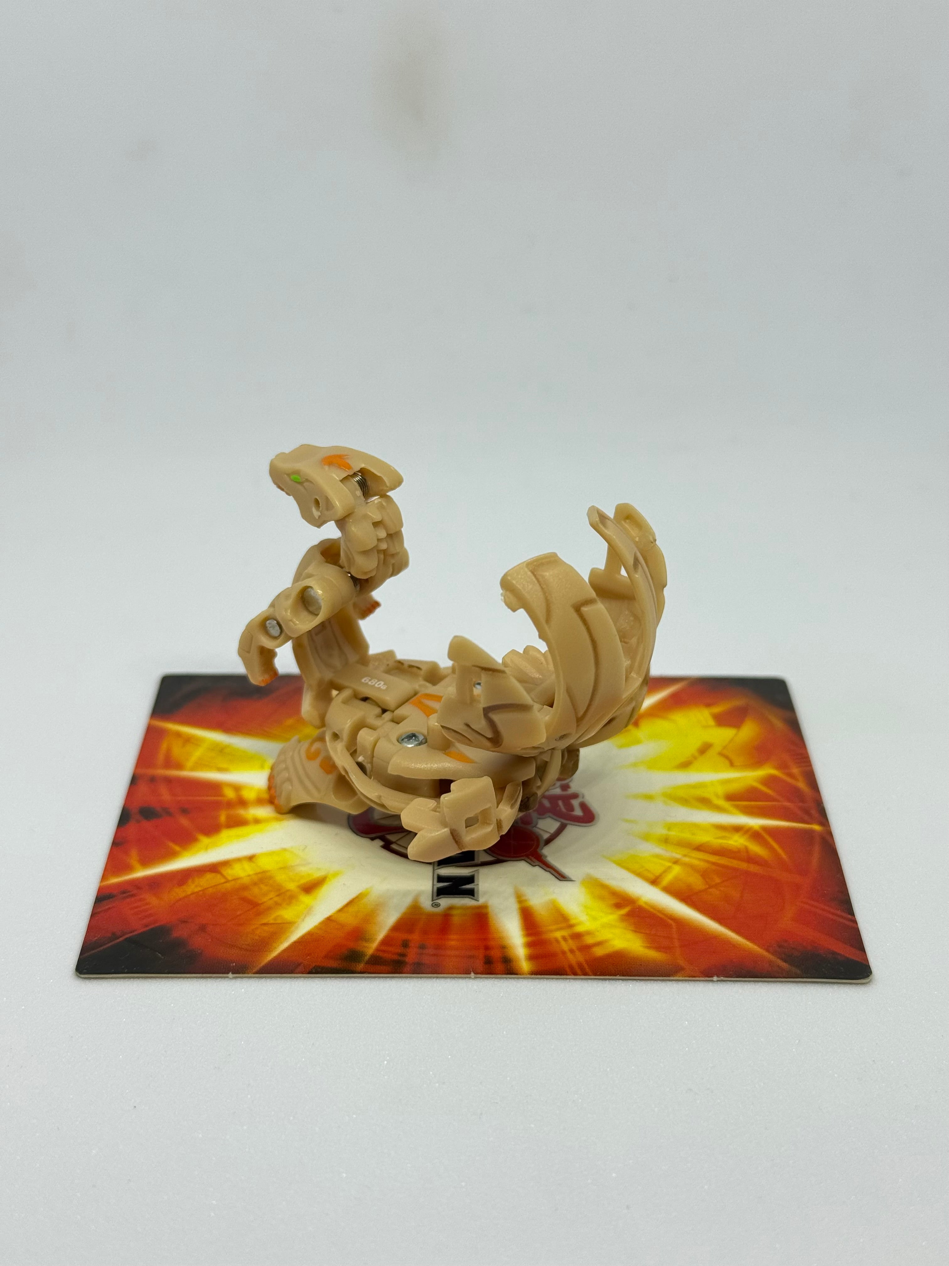 Bakugan Subterra Lumagrowl