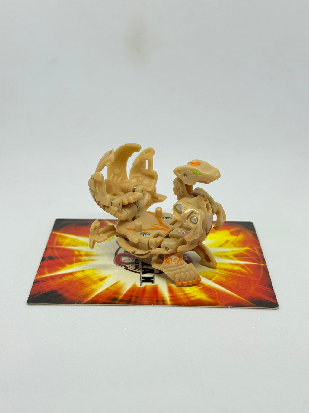 Bakugan Subterra Lumagrowl