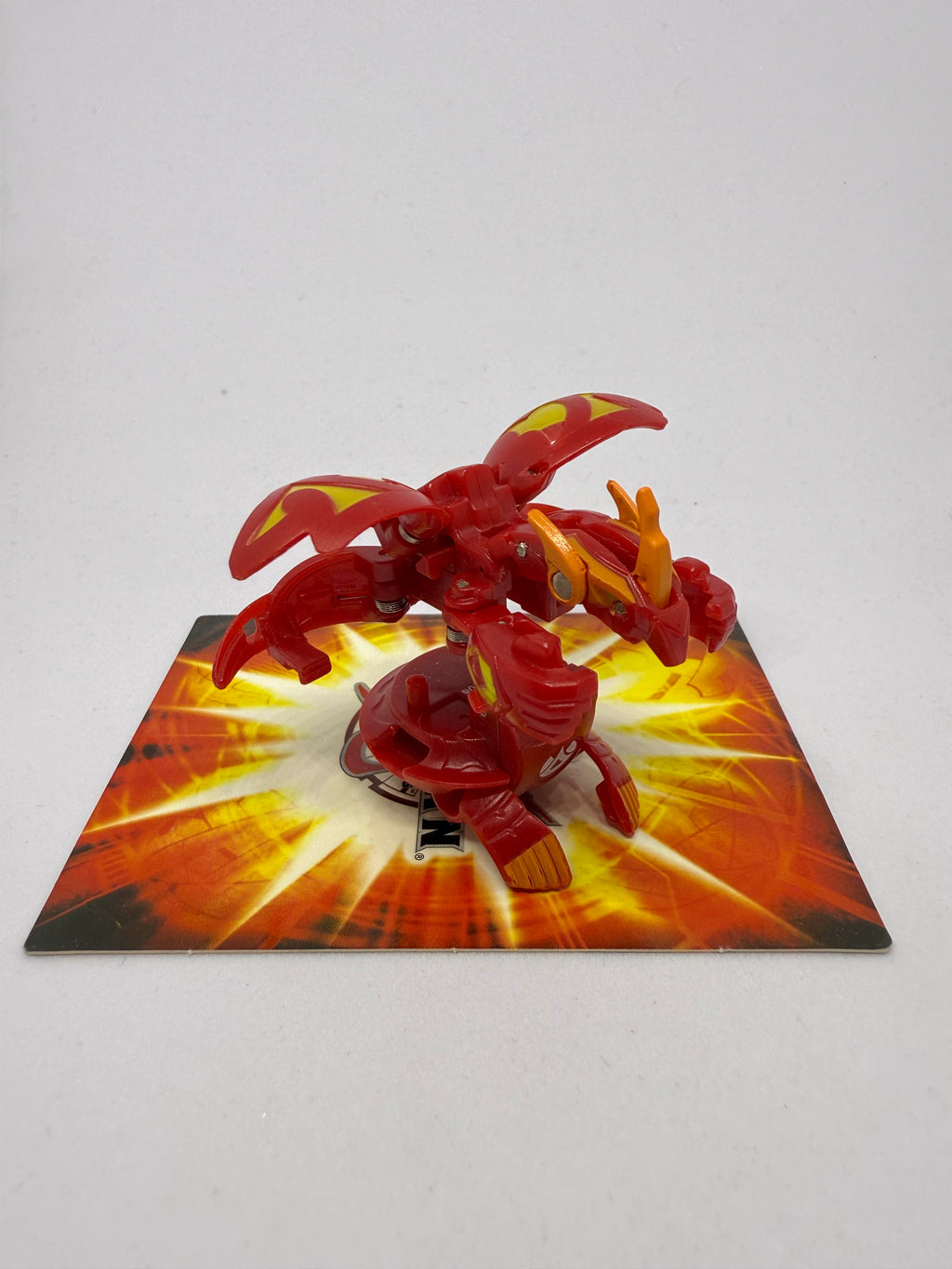 Bakugan Pyrus Blitz Dragonoid