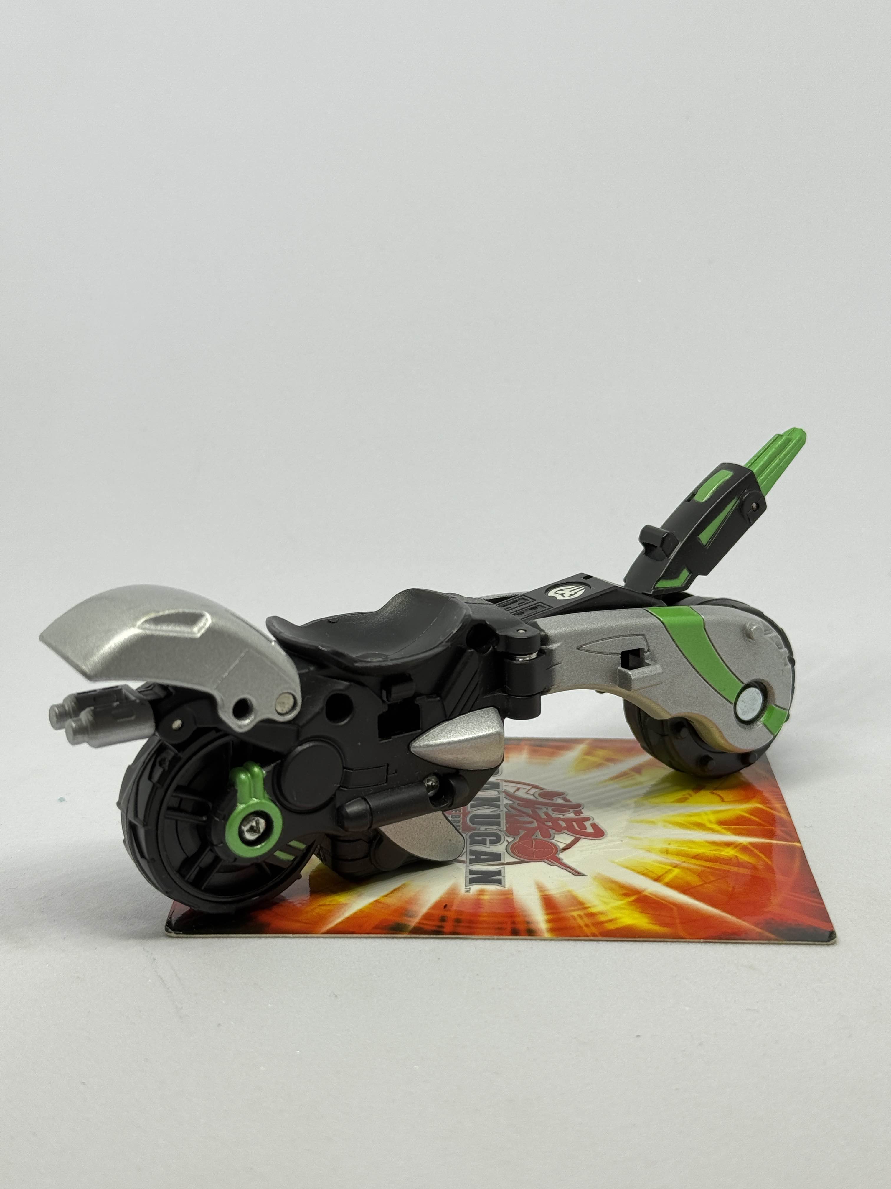 Bakugan Darkus Zoompha
