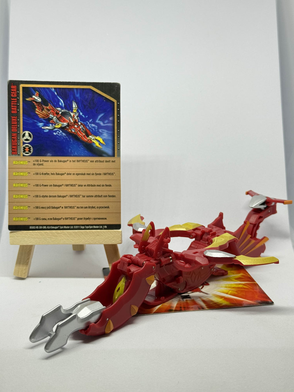 Bakugan Pyrus Raytheus
