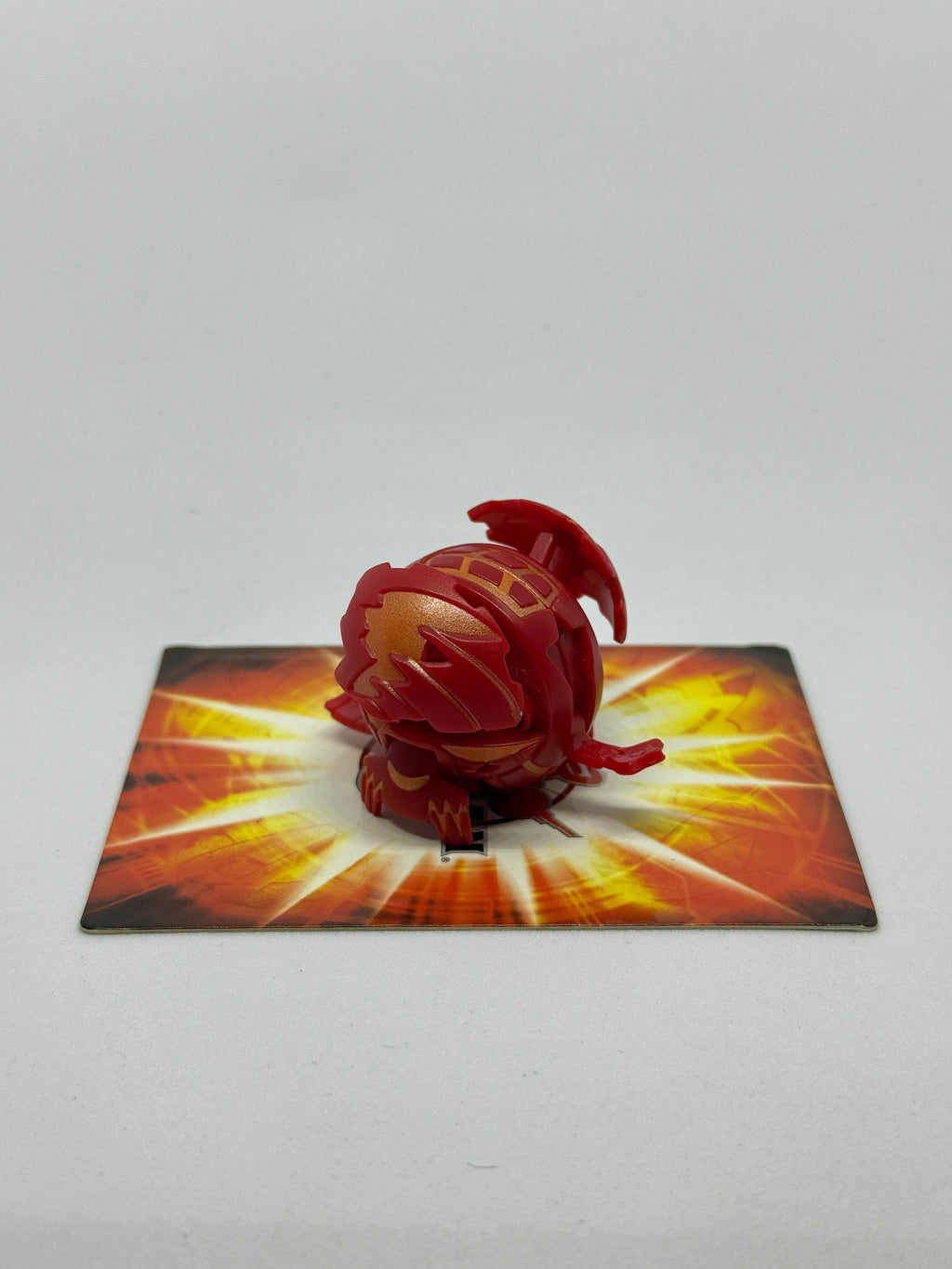 Bakugan Pyrus Manion