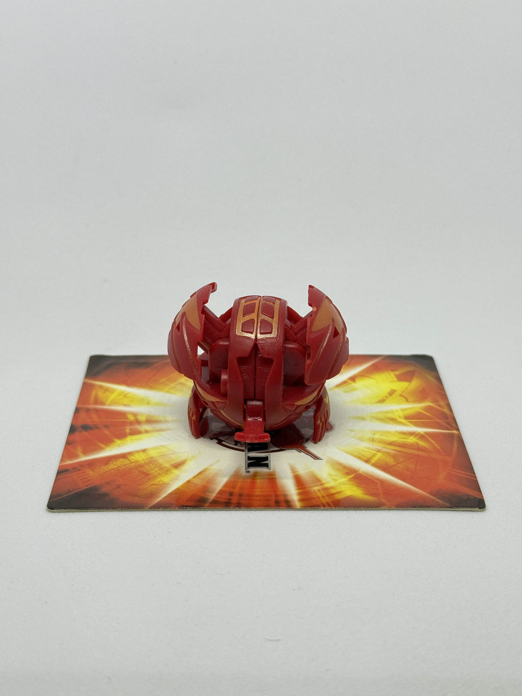 Bakugan Pyrus Manion
