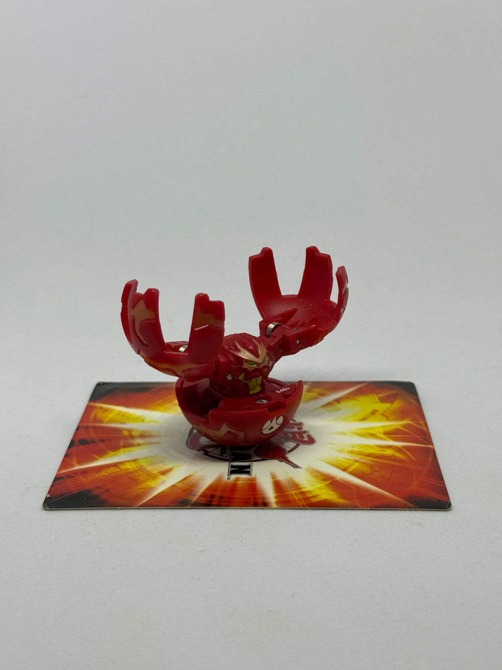 Bakugan Pyrus Fear Ripper